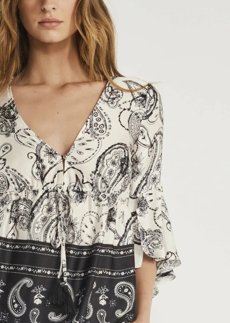 Blusa con stampa paisley